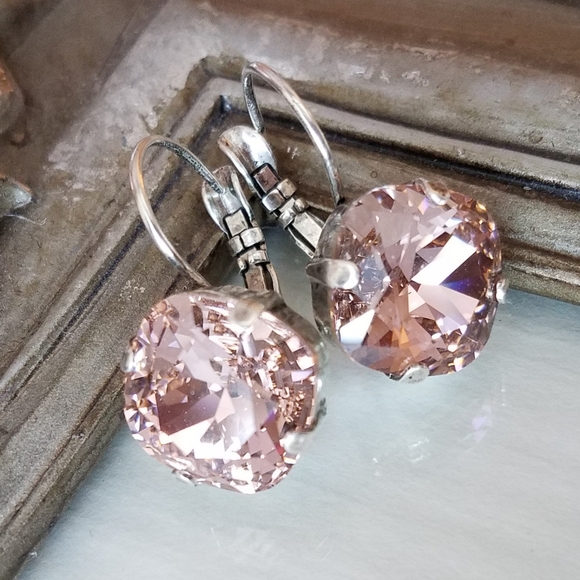 Austrian Crystal Earrings in Antique Silver - Picture 5 of 7